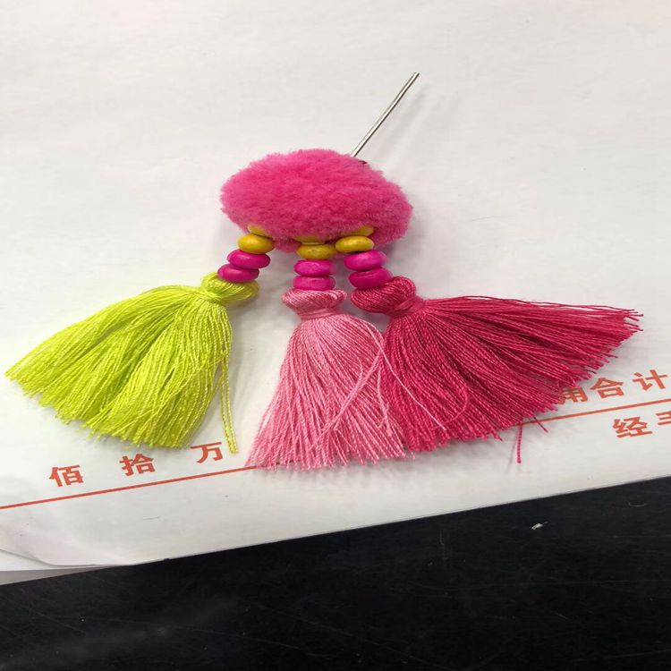 自营出口工厂销售各规格绣花线缝纫线多色可选批发