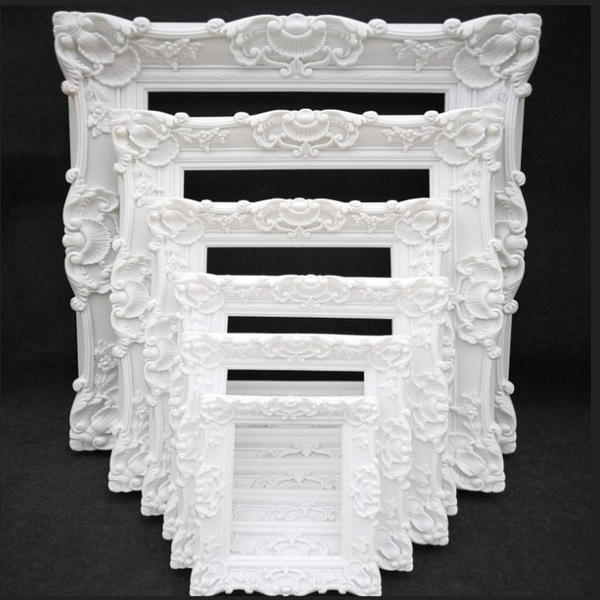 Retro wall photo frame