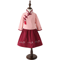 Chinese-style national children's clothing Hanfu set for girls and babies, including qipao and traditional Tang-style outfits for spring and autumn, suitable for kindergarten wear.