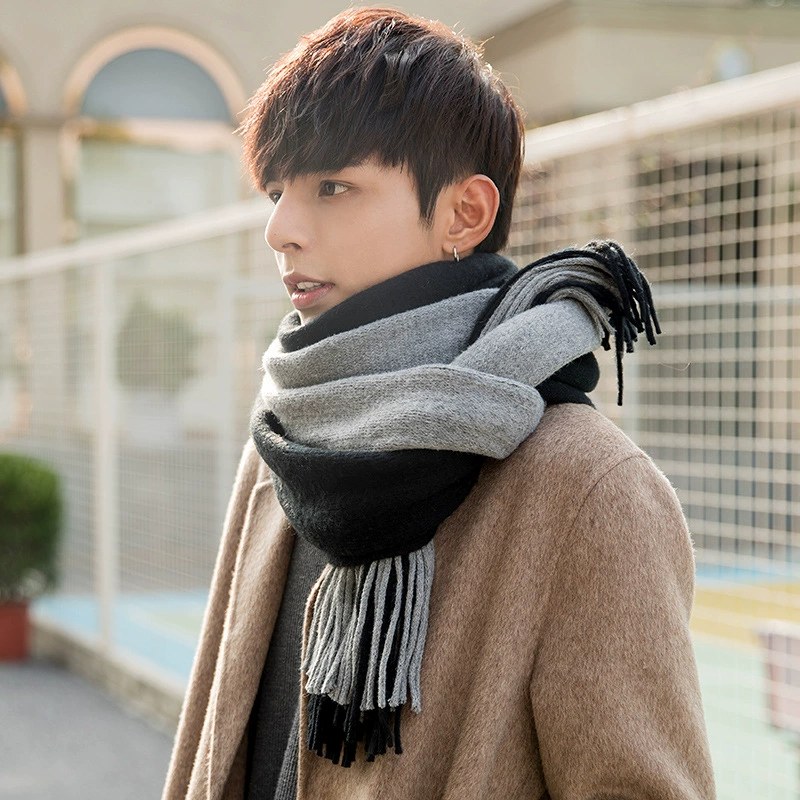 Warm scarf made of faux fur with tassels, Amazon