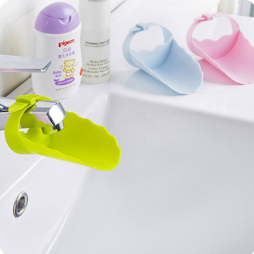 Cross-border children's faucet extender hand washing aid pool water diversion device hand washing device guide channel extender