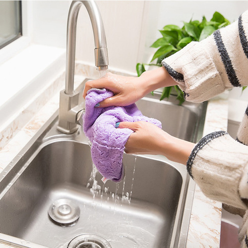 Dishwashing cloth daily necessities double-sided absorbent dish cloth lazy cloth non-oily high-density coral velvet cloth fiber