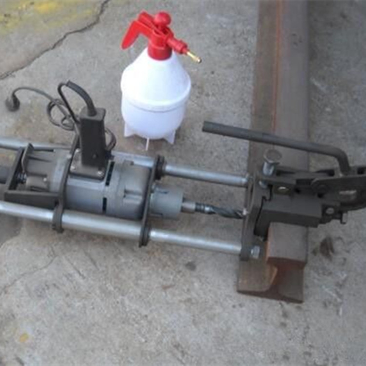 腾宇YQA分体式液压钢轨开孔器 济宁济宁钢轨开孔机供应