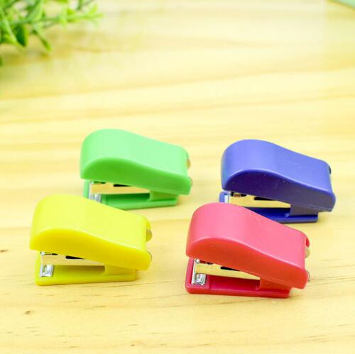 Creative stationery stapler mini stapler uses No. 10 stapler small stapler
