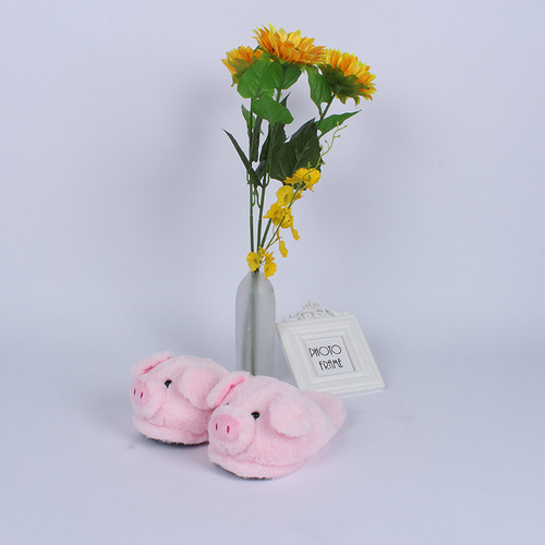 Chic Cartoon Pink Little Pig Slippers for Couples - Warm Home Slippers with Fuzzy Floor Cushion - Winter Edition
