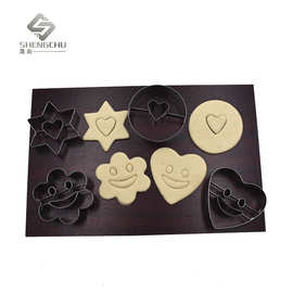 工厂现货 吸卡装 创意不锈钢饼干模烘焙套装 水果吐司切 烘焙帮手