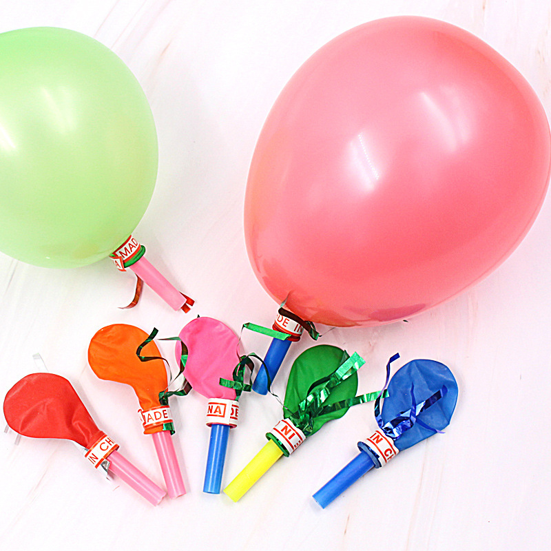 Golden Silk Whistle Balloon Whistle Balloon Children's Party Supplies Clown Props Wholesale Latex Balloon Wholesale Golden Silk Whistle Balloon Whistle Balloon Children's Party Supplies Clown Props Wholesale Latex Balloon Wholesale