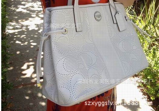 深圳专业皮革激光冲孔 布类激光镂空加工