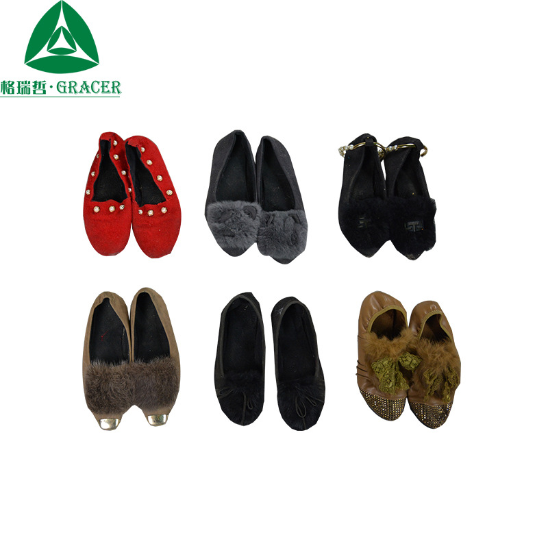 旧鞋按斤便宜直销乌克兰 圆头纯色皮革拼接搭扣休闲居家毛毛鞋