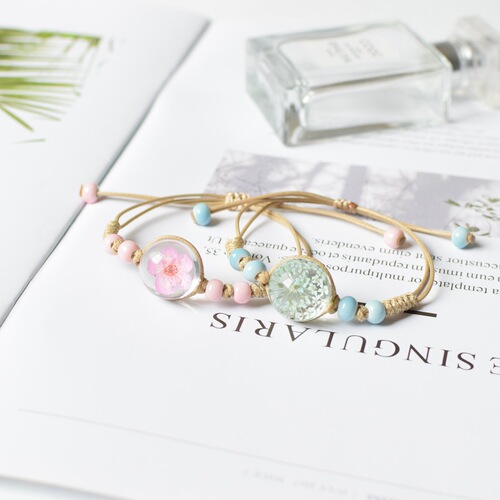 Gypsophila dried flower specimens, immortalized flower bracelets, couple bestie gifts, jewelry, popular cross-border peach blossom jewelry in Japan and South Korea