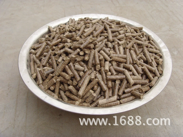 Small particle biomass fuel pine sawdust peanut shell rice shell plant particles