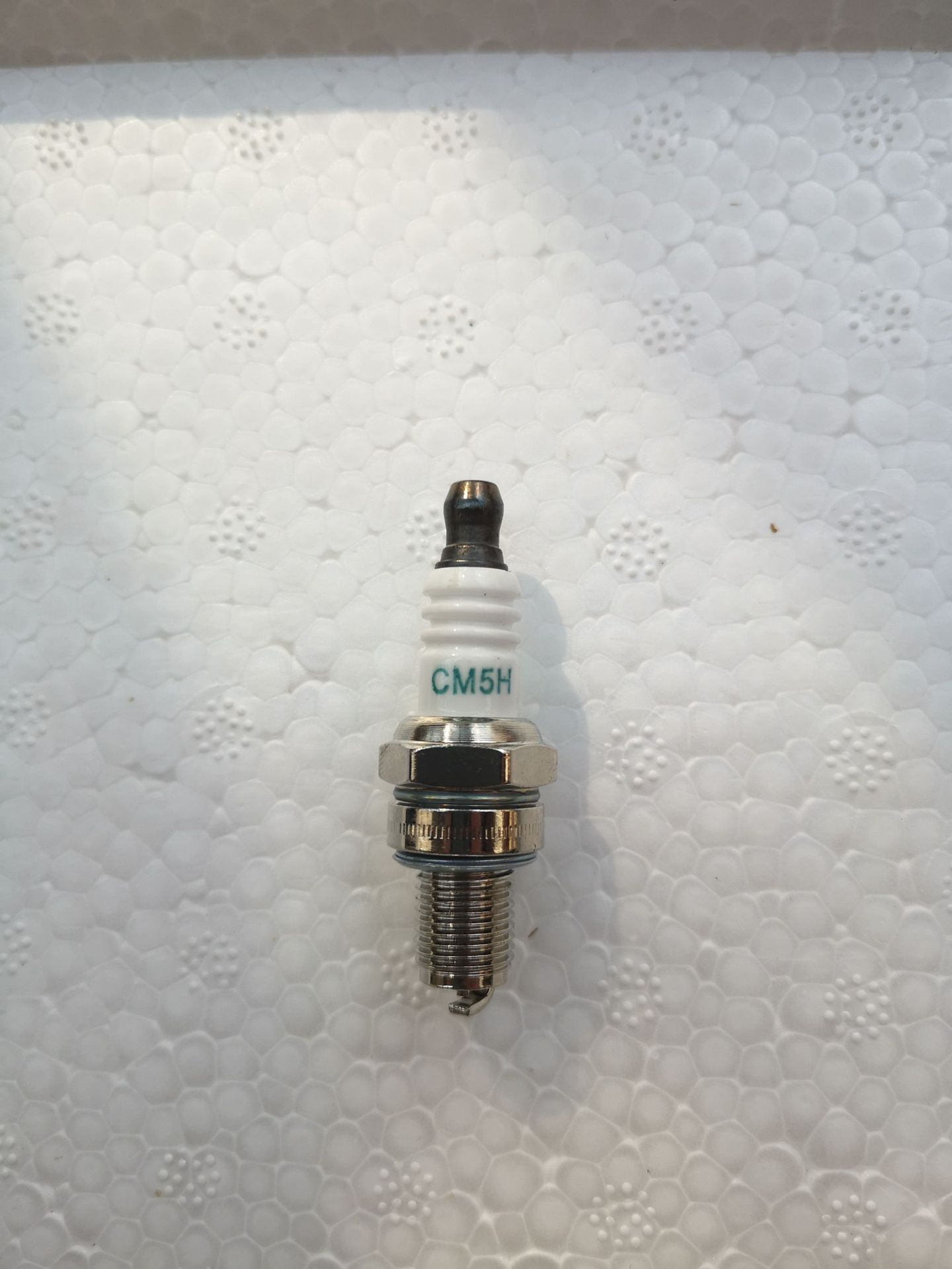 CM5H 140割草机 火花塞 厂家直销
