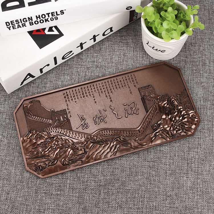 厂家批发新款浮雕金属电镀酒标牌 仿古铜塑料长城铭牌 树脂牌加工