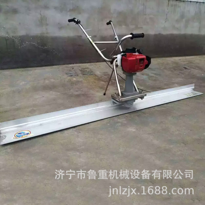 厂家生产汽油振平尺 优质汽油振平尺 加一副4米尺子