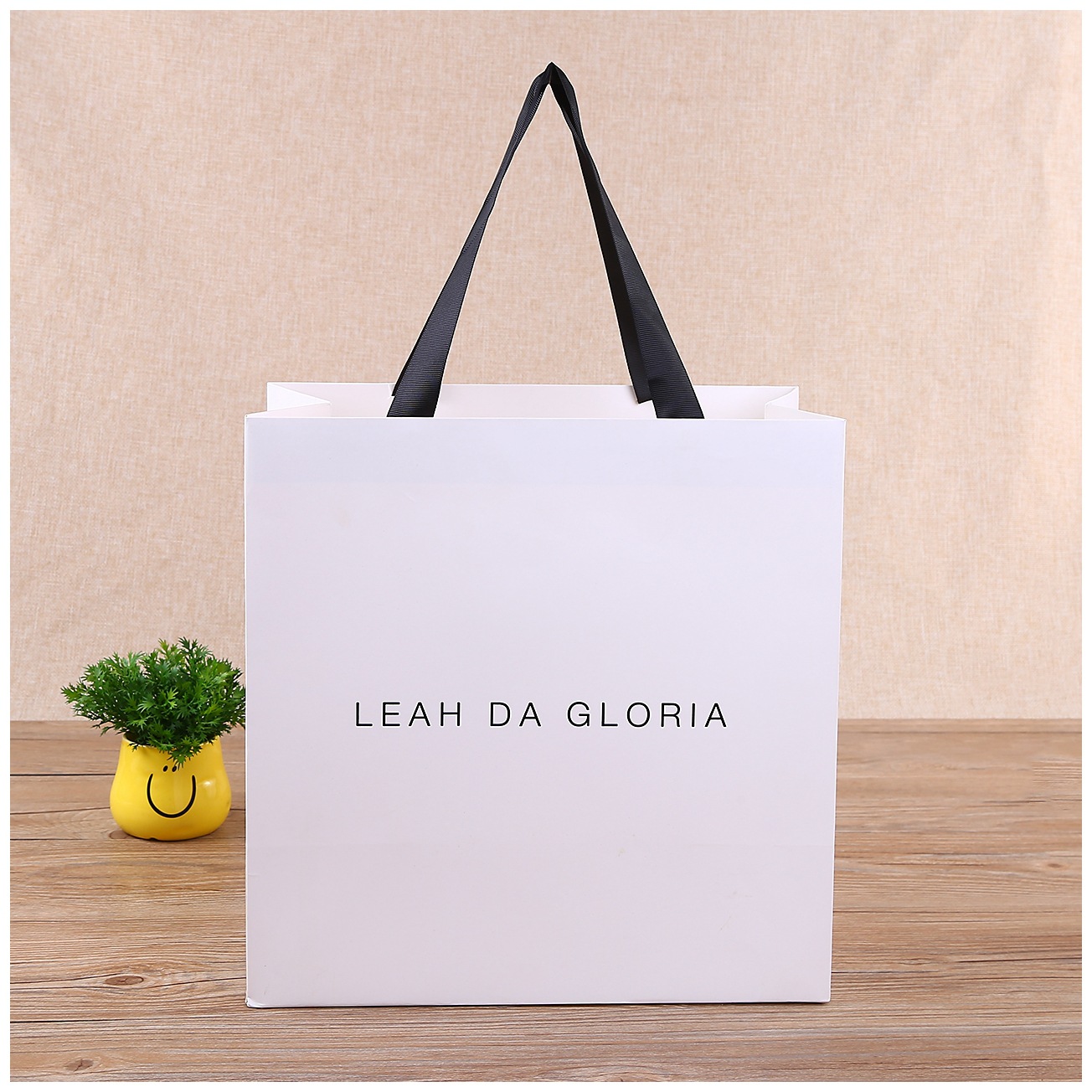 纸袋定 做服装袋手提袋奢侈品礼品袋定 制LOGO食品包装袋厂家批发