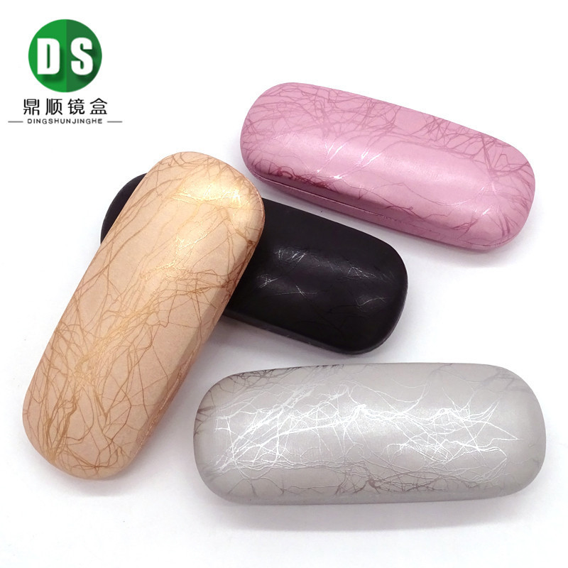 Wholesale Iron Leather Glasses Case Iron Leather Bag Leather Student Myopia Glasses Case Optical Glasses Case