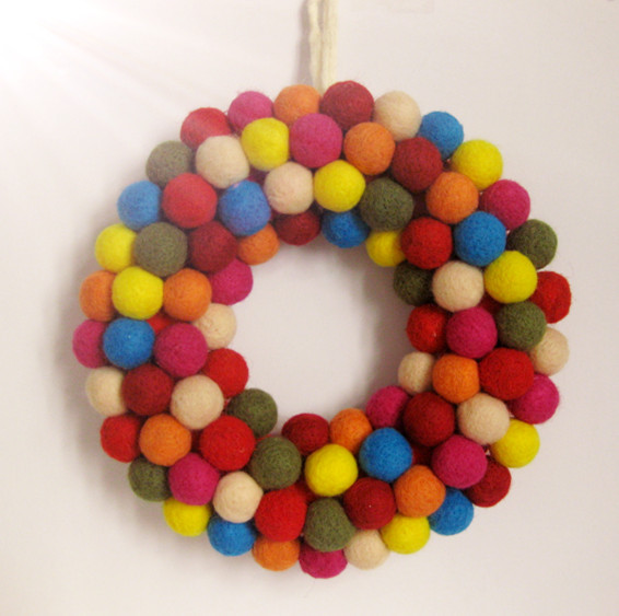 圣诞节花环挂件可定羊毛球花环彩色毛毡球圣诞饰品