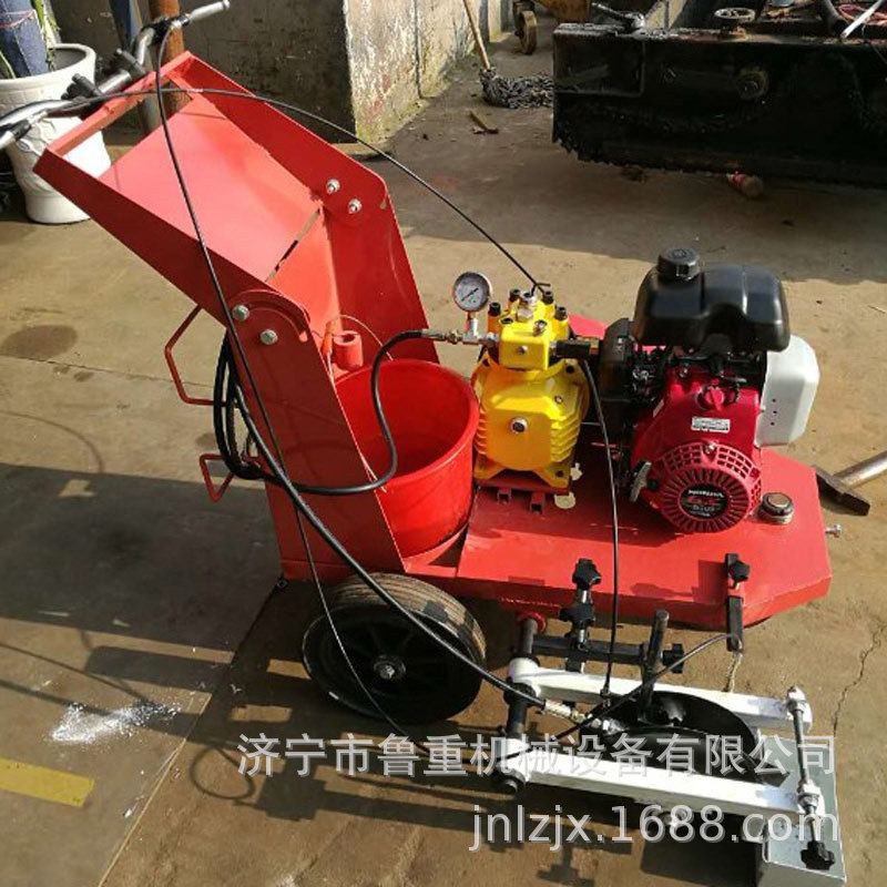 塑胶跑道划线机 操场用划线机 冷喷划线机价格 手推式划线机定金