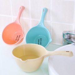 Household kitchen spatula thick plastic water scoop shower scoop floating scoop ladle for children's hair washing water scoop
