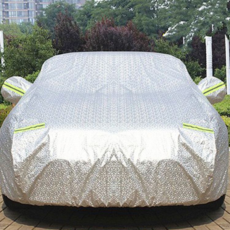 Directamente del fabricante, funda de aluminio para coche, resistente al sol, impermeable, a prueba de polvo, apta para todas las estaciones, funda de coche engrosada con envío directo en una sola pieza.