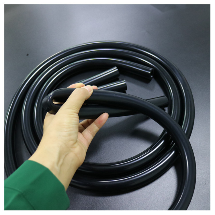 厂家供应耐高温耐高压黑色硅胶管/防尘防静电