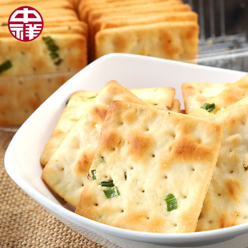 Taiwan imported Zhongxiang Vegetable Biscuits 160g Onion Soda Crackers for Making Roulade Ingredients