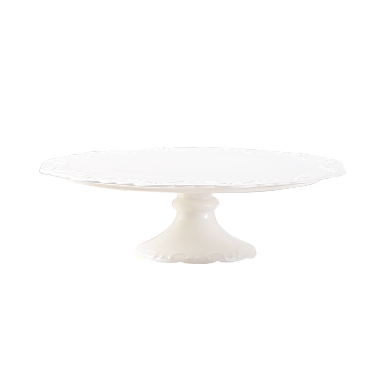 Transfronterizo de estilo europeo vajilla de cerámica Placa de pastel de cumpleaños plato de fruta en relieve postre Copa placa bandeja pastel soporte