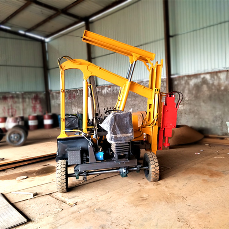 小型四轮自走式 公路护栏打桩机 大鼎260型护栏打桩拔桩钻孔机