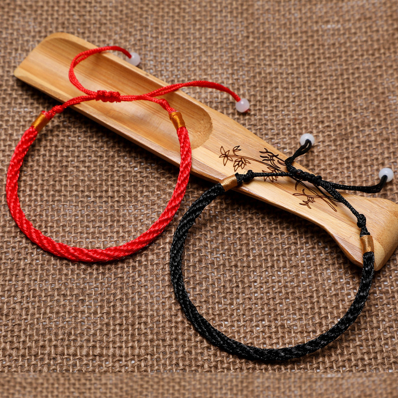 Simple Red Rope Bracelet for the Year of the Life Simple Red Rope Bracelet for the Year of the Life