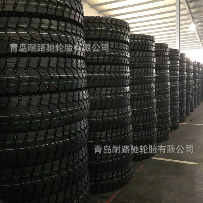 前四后八子午线轮胎1000/1100/1200R20货车轮胎10.00/11.00/12.00