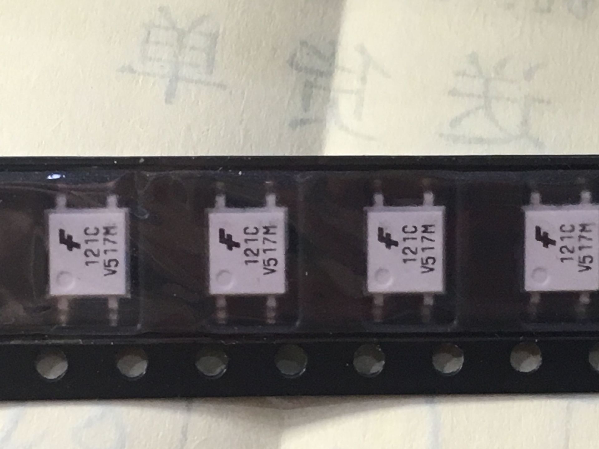 电子元器件FO121C 晶体管输出光电耦合器全新现货专业配单