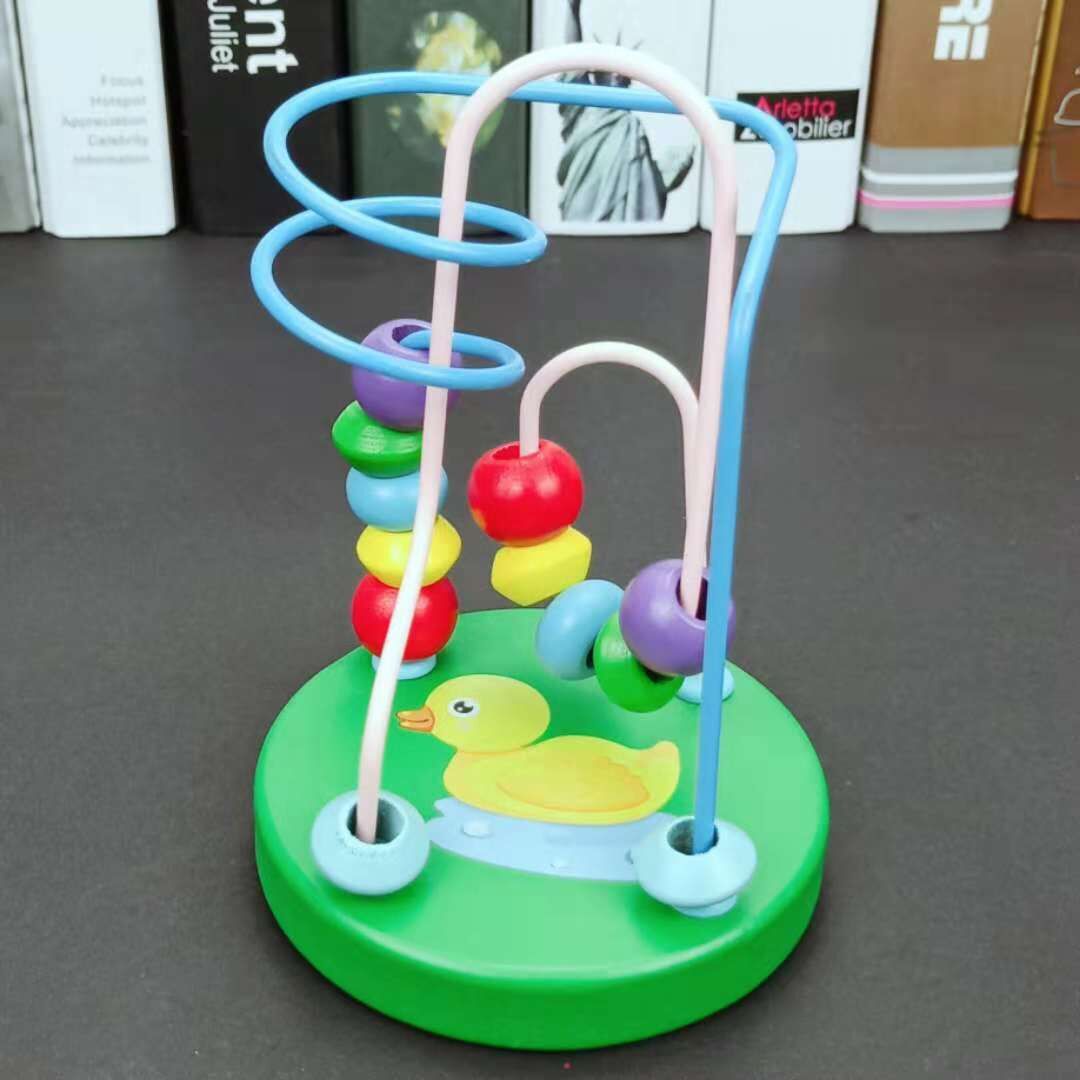 Juguetes educativos para niños para la primera infancia, juguetes de madera con patrones de dibujos animados para enhebrar cuentas, venta al por mayor de puestos callejeros, hechos a mano.