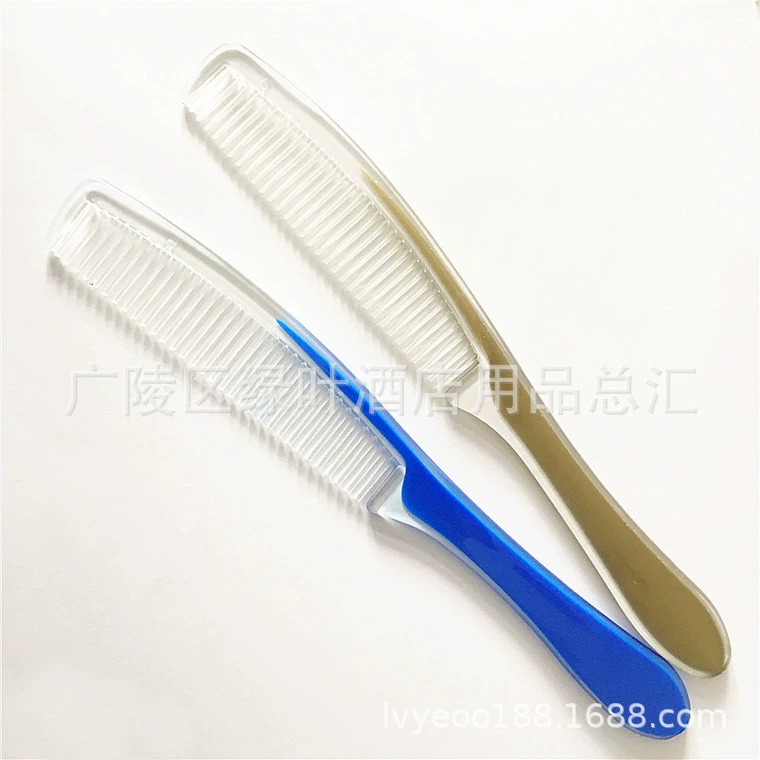 Рекомендуемые отели Одноразовая расческа двухцветная расческа