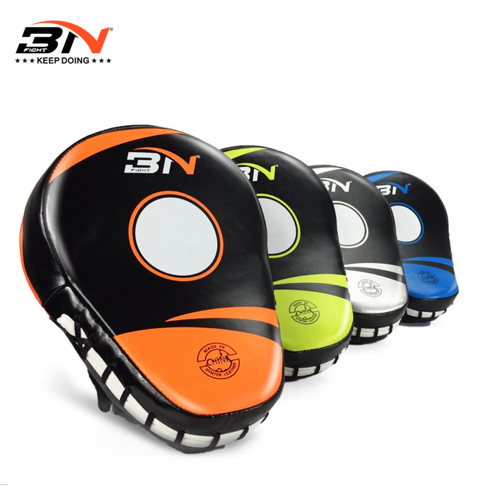 Single BN boxing gloves target arc target fighting MMA Muay Thai Taekwondo Sanda hand target training reaction target