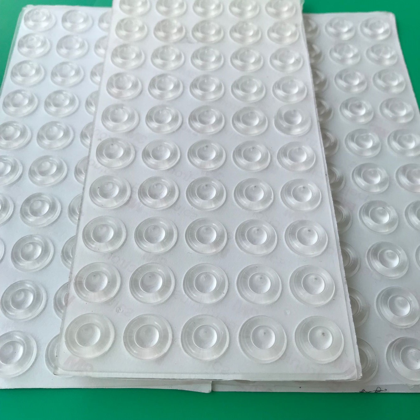 厂家生产供应半球形硅胶脚垫 透明硅胶防滑垫 圆柱形硅胶垫防撞垫