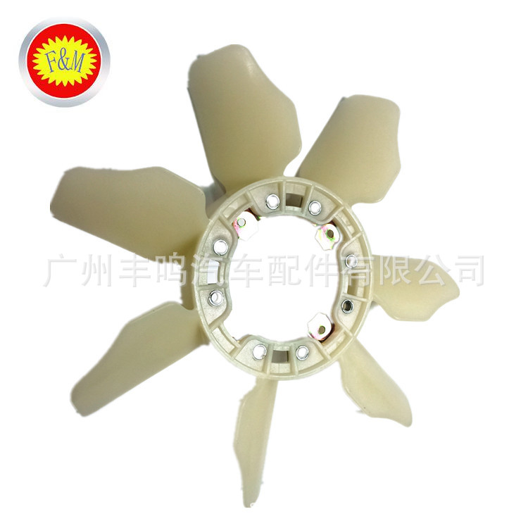 16361-0l020 adecuado para Toyota HELAX hoja del ventilador hilux accesorios del coche