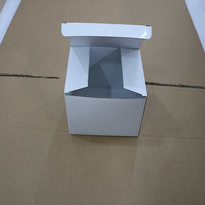 三层特硬邮政纸箱批发五层搬家纸箱子做包装纸箱现货生产厂家