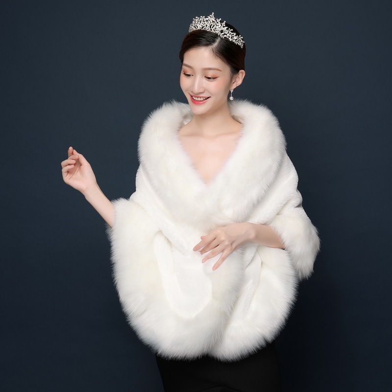 Wedding shawl winter warm Bride wedding banquet warm thickened extra large cloak fox fur imitation fur foreign trade