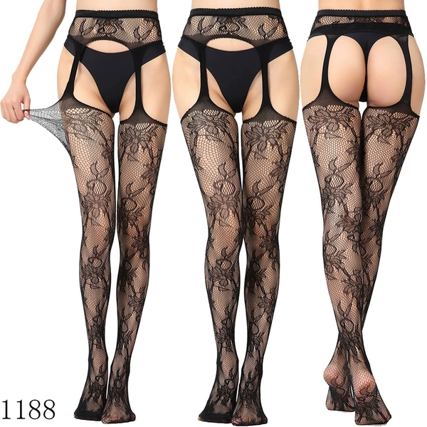 1188 [No underwear]