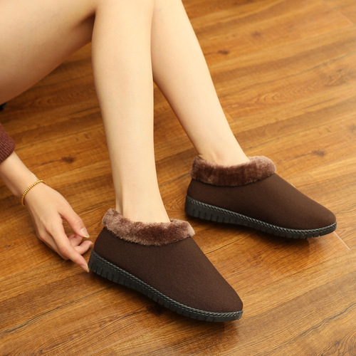 Women's 2024 Winter Old Beijing Cotton Shoes with Fleece Lining and Thick Warm Insulation for Middle-Aged and Elderly Mothers, Casual and Durable Cotton Slippers