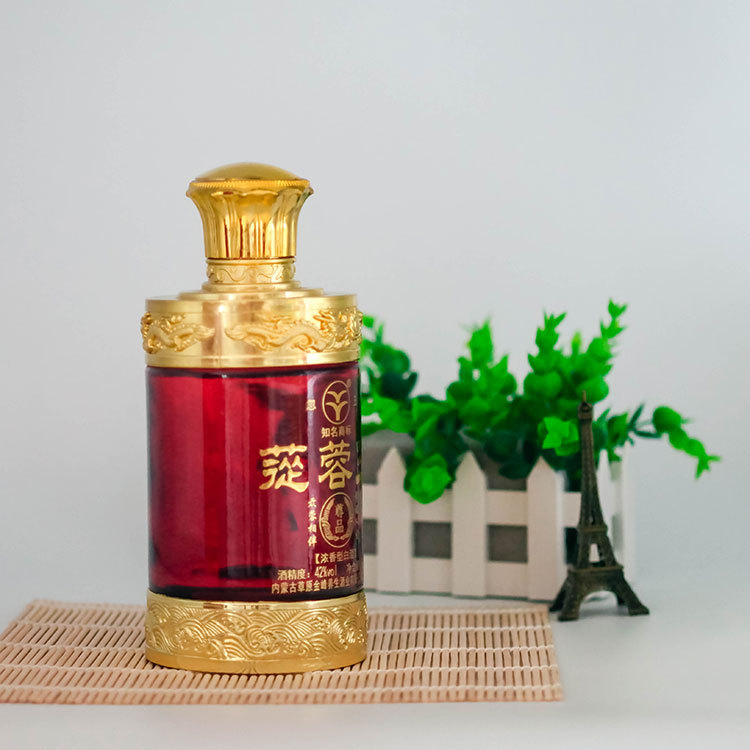 厂家生产透明红喷涂酒瓶一斤装高白料玻璃白酒瓶配上下龙套烤花瓶