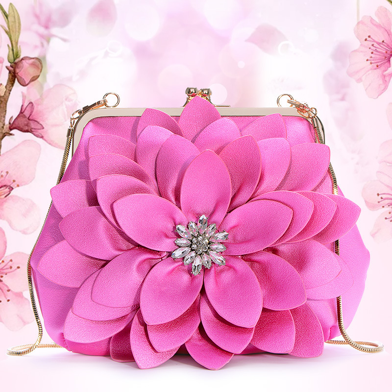 2026 Spring Large Capacity Clutch Bag Shell Style Fashion Chain Diamond-Encrusted Flower Single Shoulder Crossbody Bag Wholesale