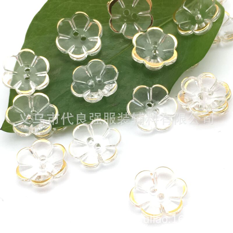 Manufacturer in stock supply two-eye transparent plum blossom bronzing acrylic button gold silver lace crystal button