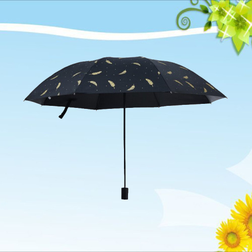 Manufacturer wholesales three-fold thickened pole anti-UV sunscreen bronzing feather umbrella, vinyl umbrella, sun umbrella