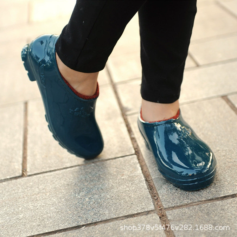 Кроссовки低‑рабочий стиль. But need translate: 回力 Low shoes, keep warm fashionable footwear, waterproof bar, non-slip green skates
