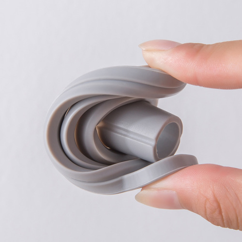 Silicone funnel telescopic folding mini funnel for oil pouring wide diameter wine leakage household small funnel dispenser