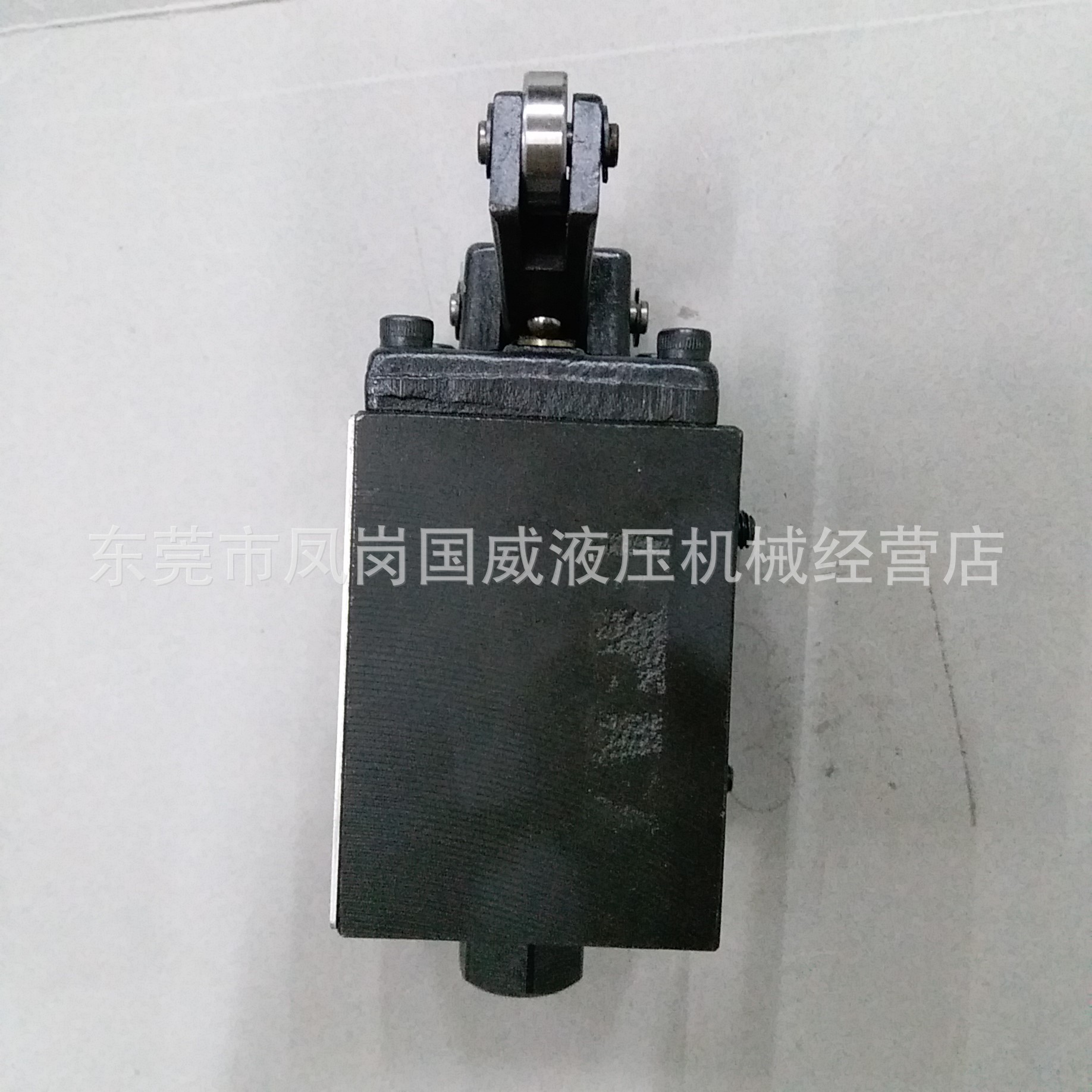 ����ע�ܻ����÷���е����DCG-02-2B2�ֶ�ʽҺѹ����