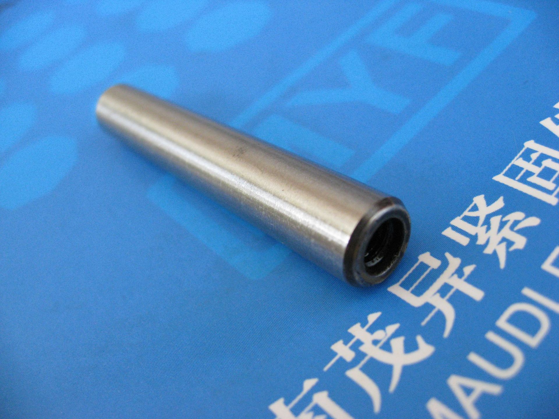 增压器高中压油缸用内螺纹圆锥隔板销GB/T118 Φ20×160
