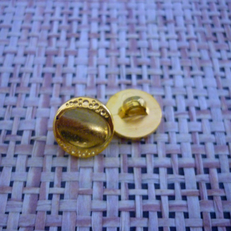 新产品销售电镀纽扣圆形13MM纽扣有脚纽扣服饰塑料
