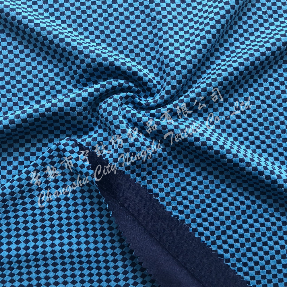 热销双色方格冷感面料运动毛巾冰凉巾面料健身吸汗遇水降温